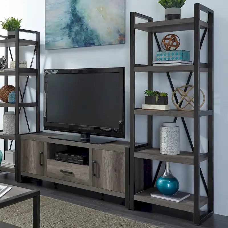 Tanners Creek Greystone Opt Entertainment Center w Piers