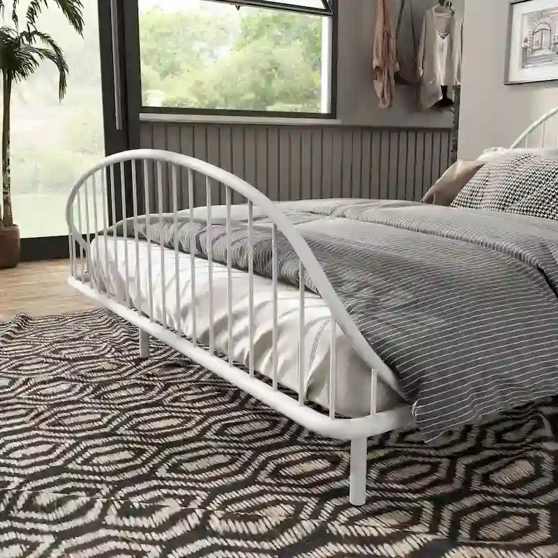 Furniture of America Duke Curved Metal Powder Coated Bed Frame, No Box Spring Needed